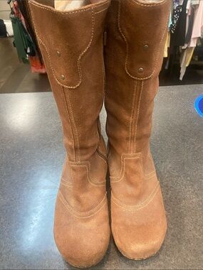 Dansko Brown Suede Tall Winter Boots